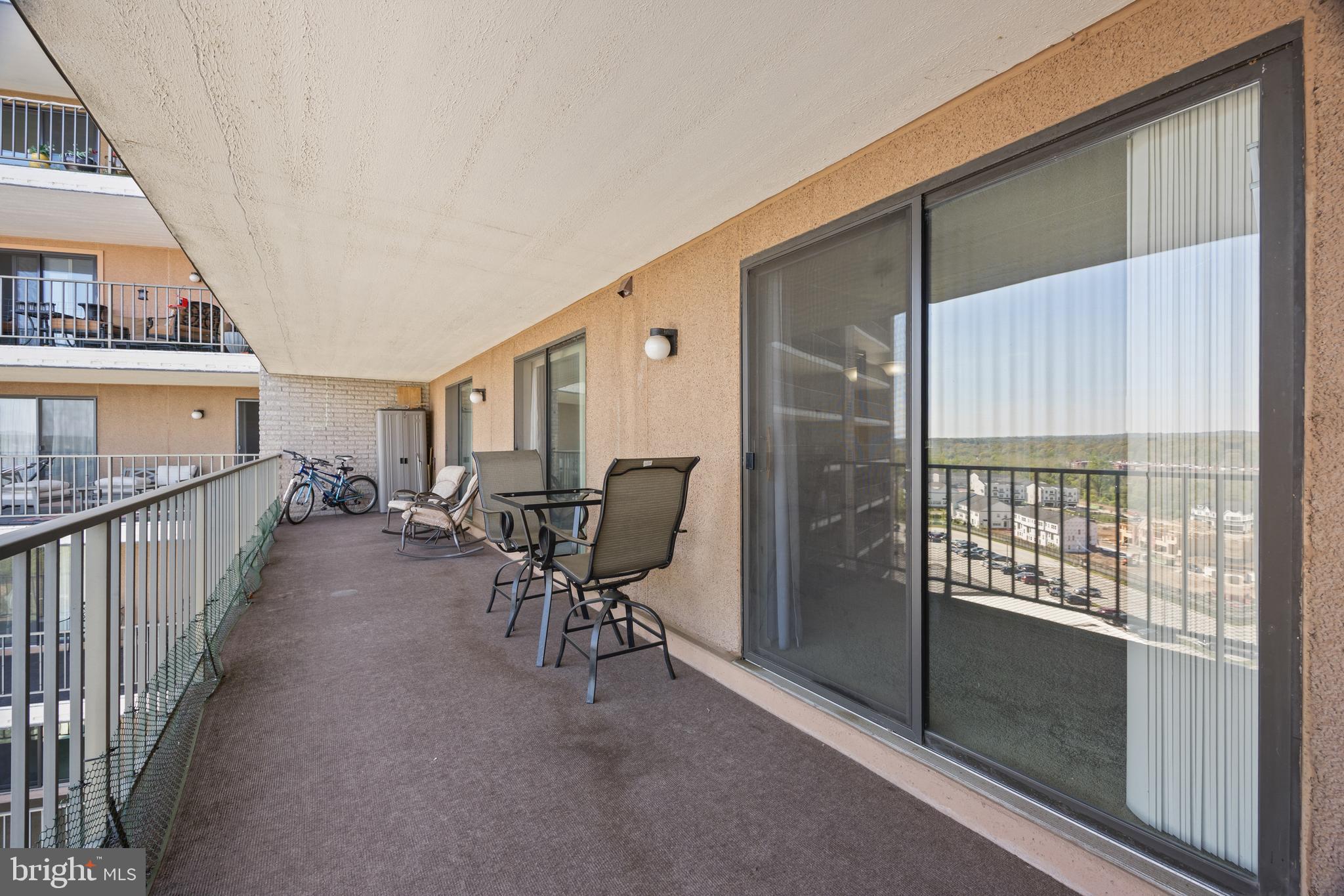 VALLEY FORGE TOWER - Residential