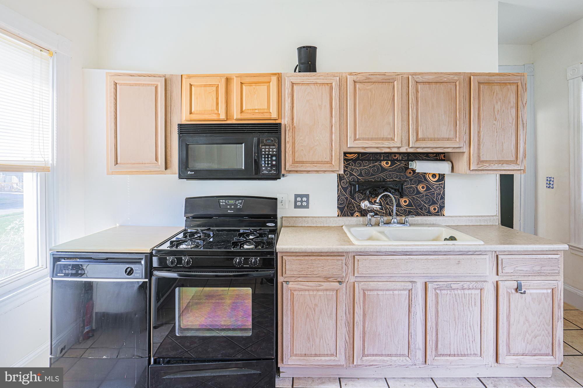 HAMILTON HEIGHTS - Residential