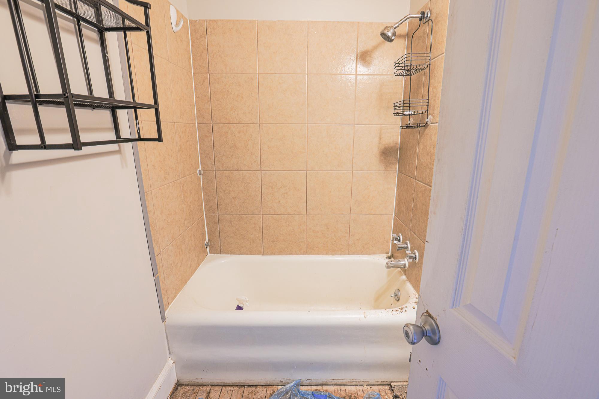 HAMILTON HEIGHTS - Residential