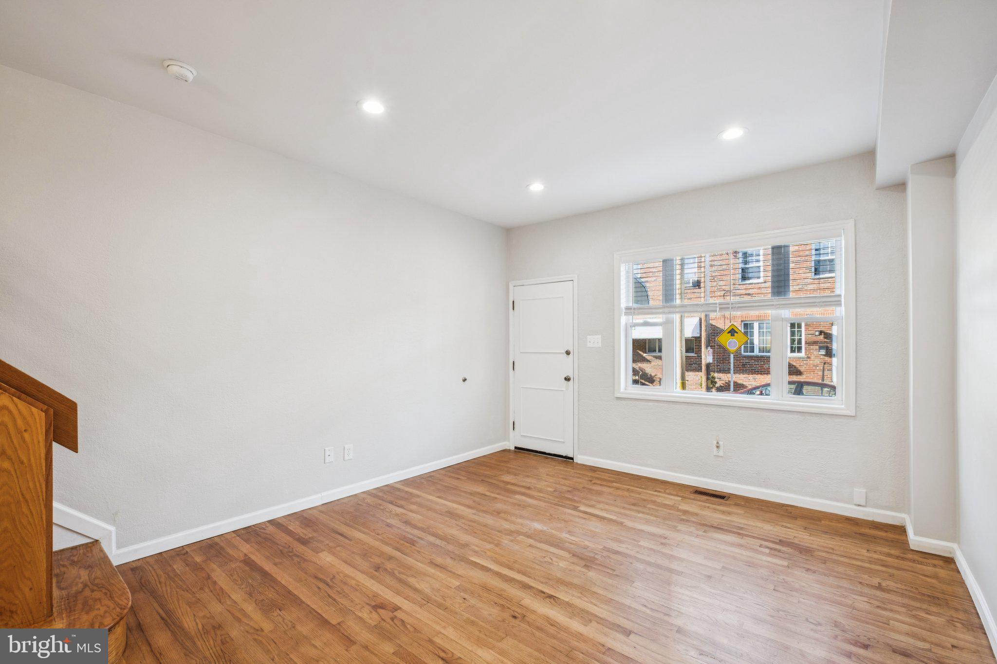 PORT RICHMOND - Residential