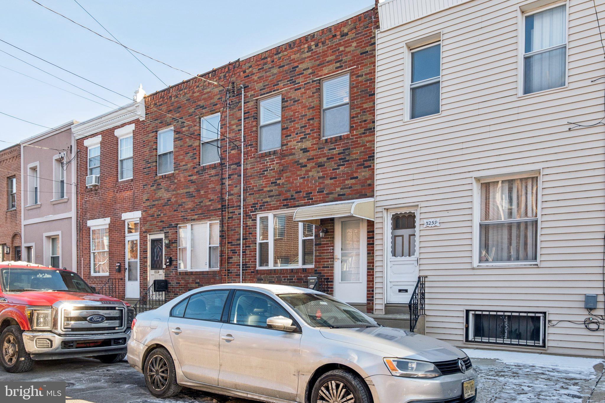 PORT RICHMOND - Residential