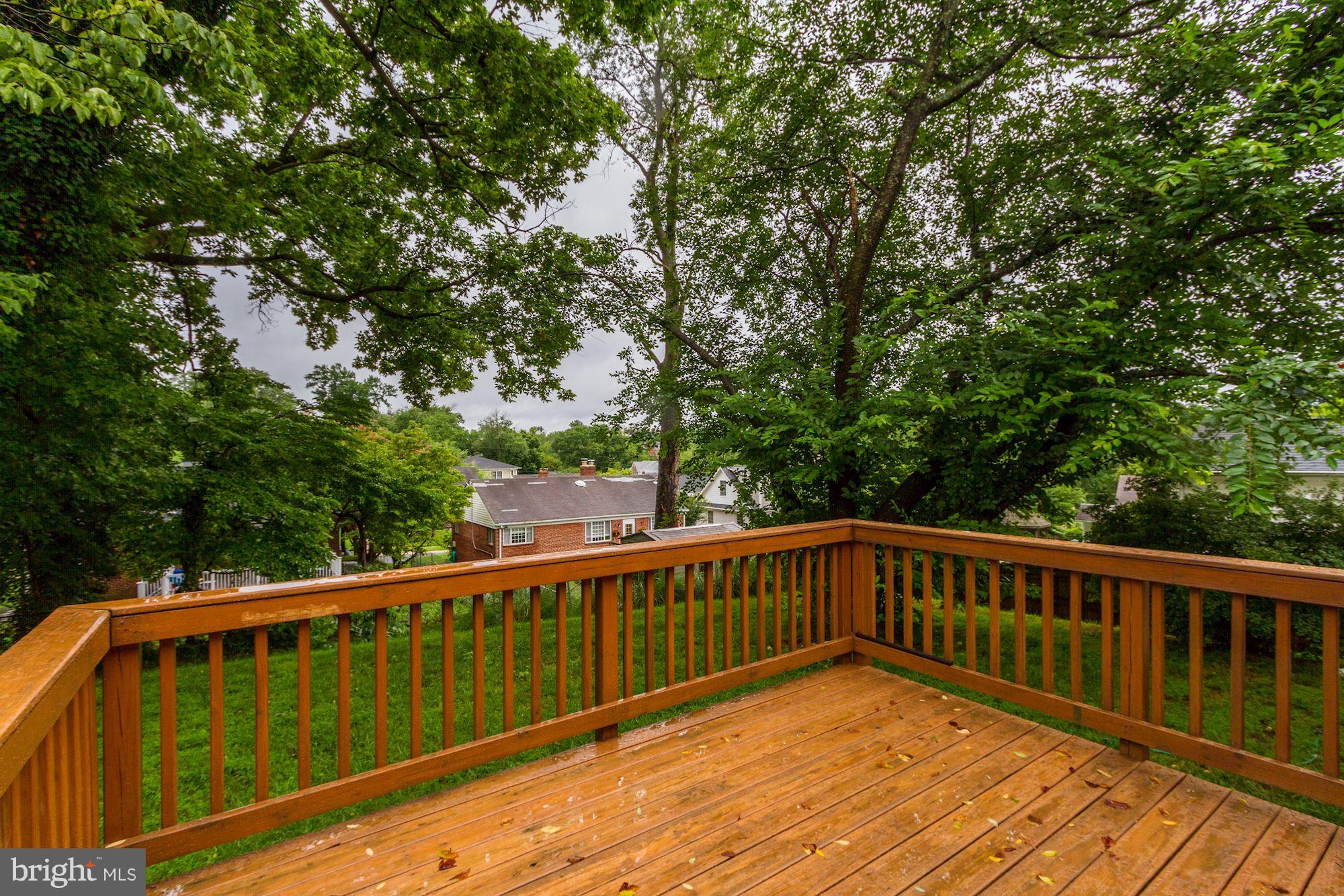 GARRETT PARK ESTATES - Residential Lease