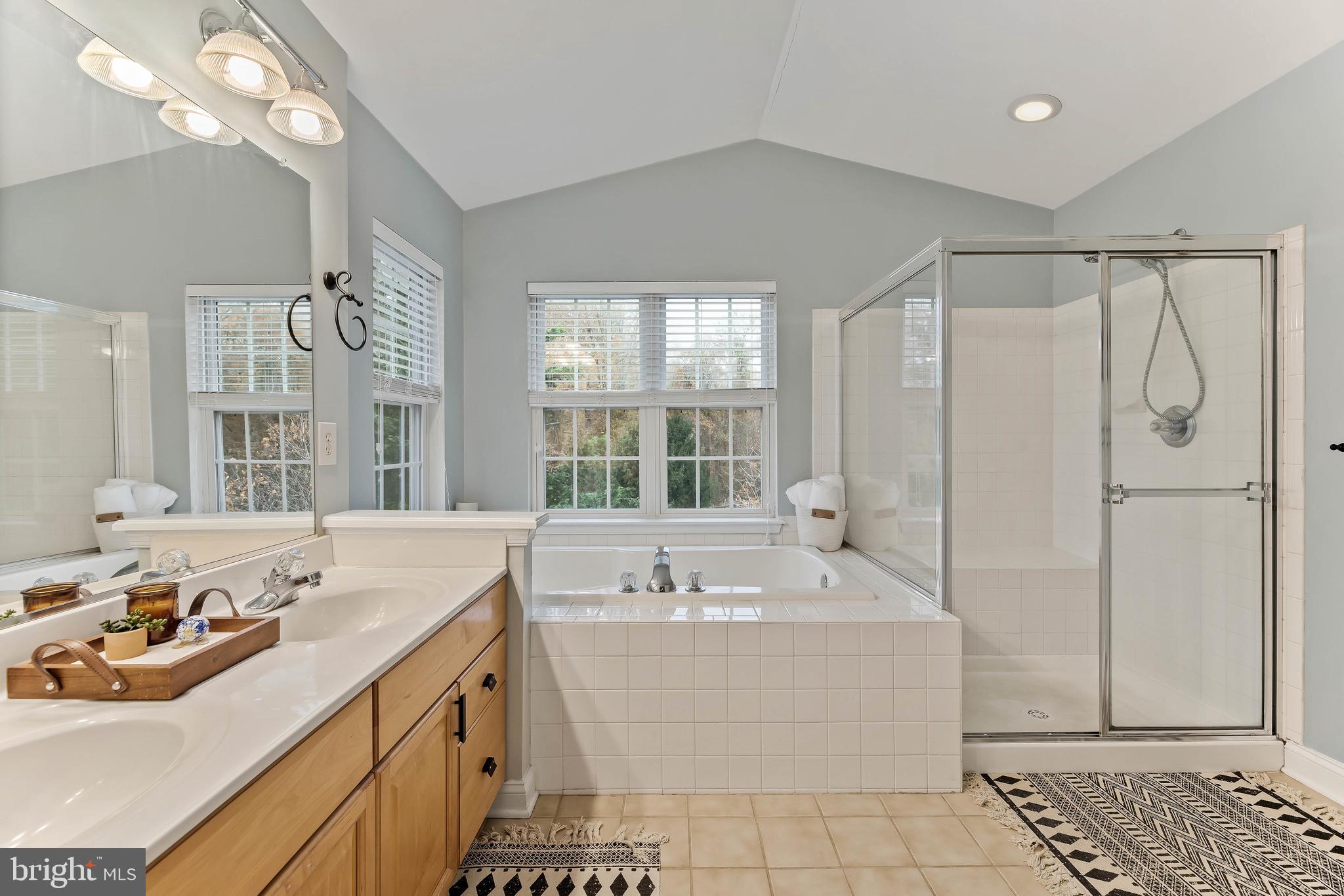 STONEHURST - Residential