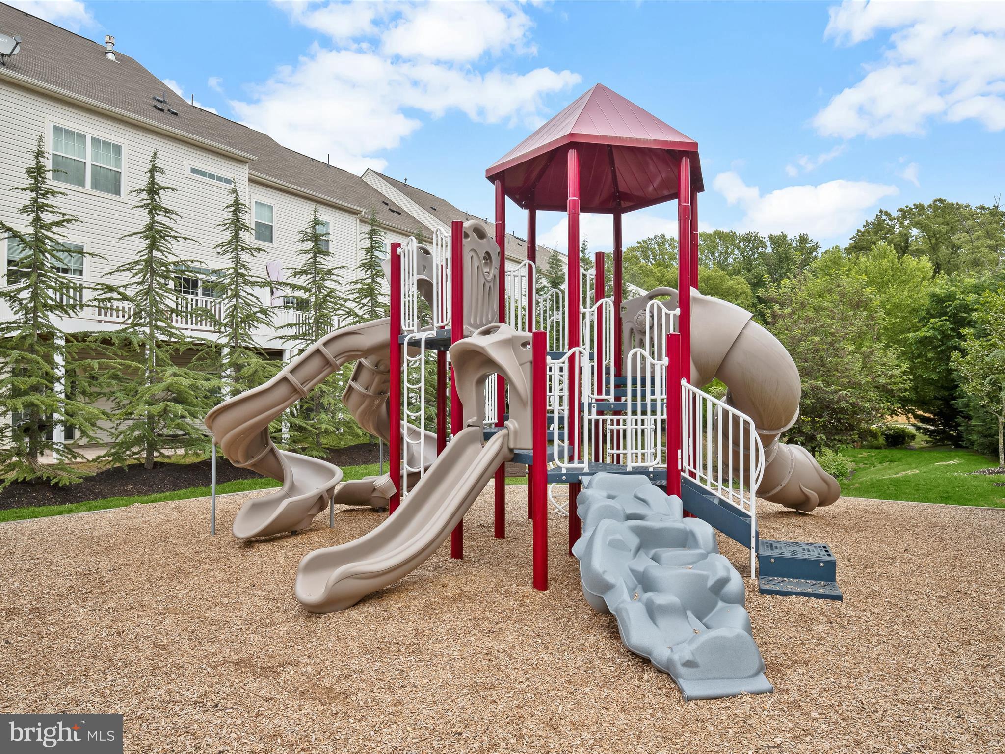 SUMMERFIELD VILLAGE - Residential