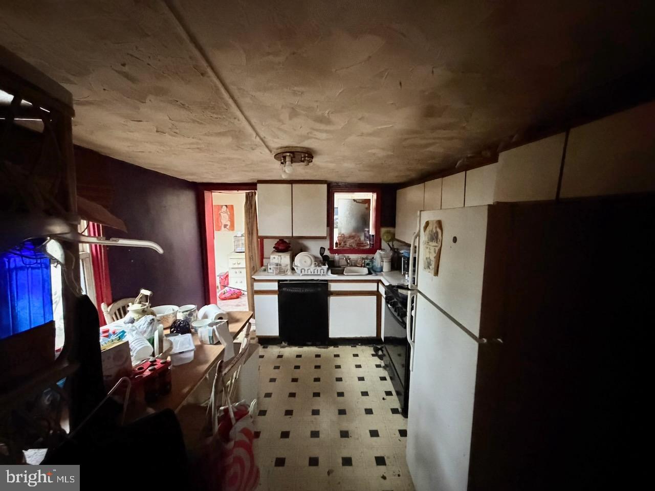 ROXBOROUGH - Residential