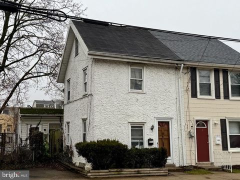 573 SHAWMONT AVENUE PHILADELPHIA PA 19128