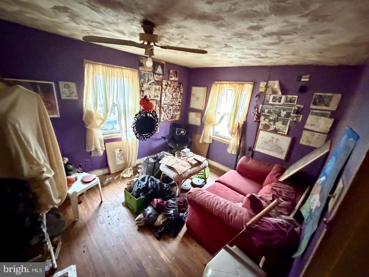 ROXBOROUGH - Residential