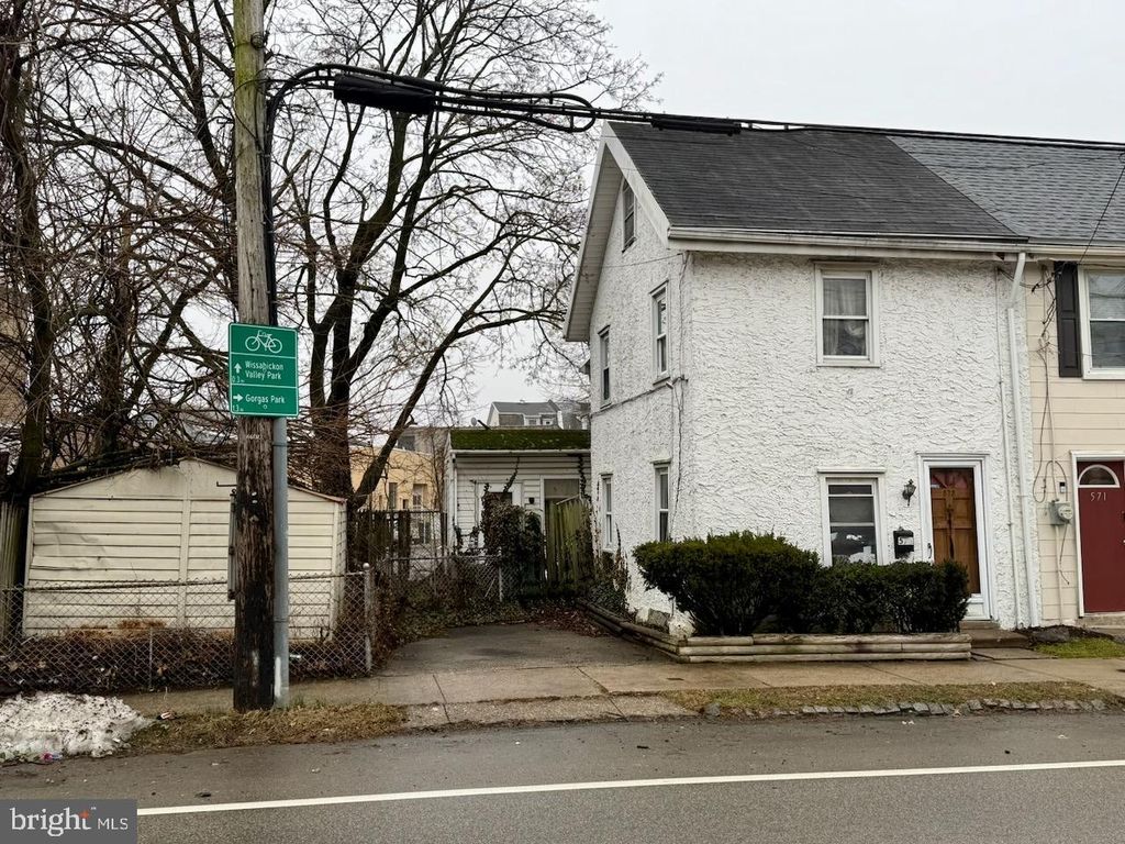 Photo of 573 Shawmont Avenue, PHILADELPHIA, PA 19128 (MLS # PAPH2593516)