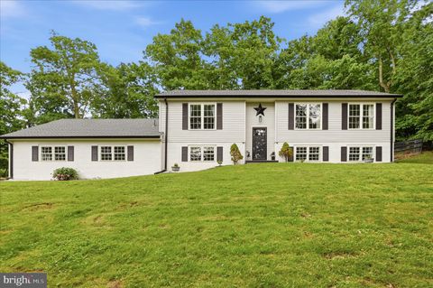 Homes For Sale - 660 Salt Lick Road<br/> FRONT ROYAL, VA 22630
