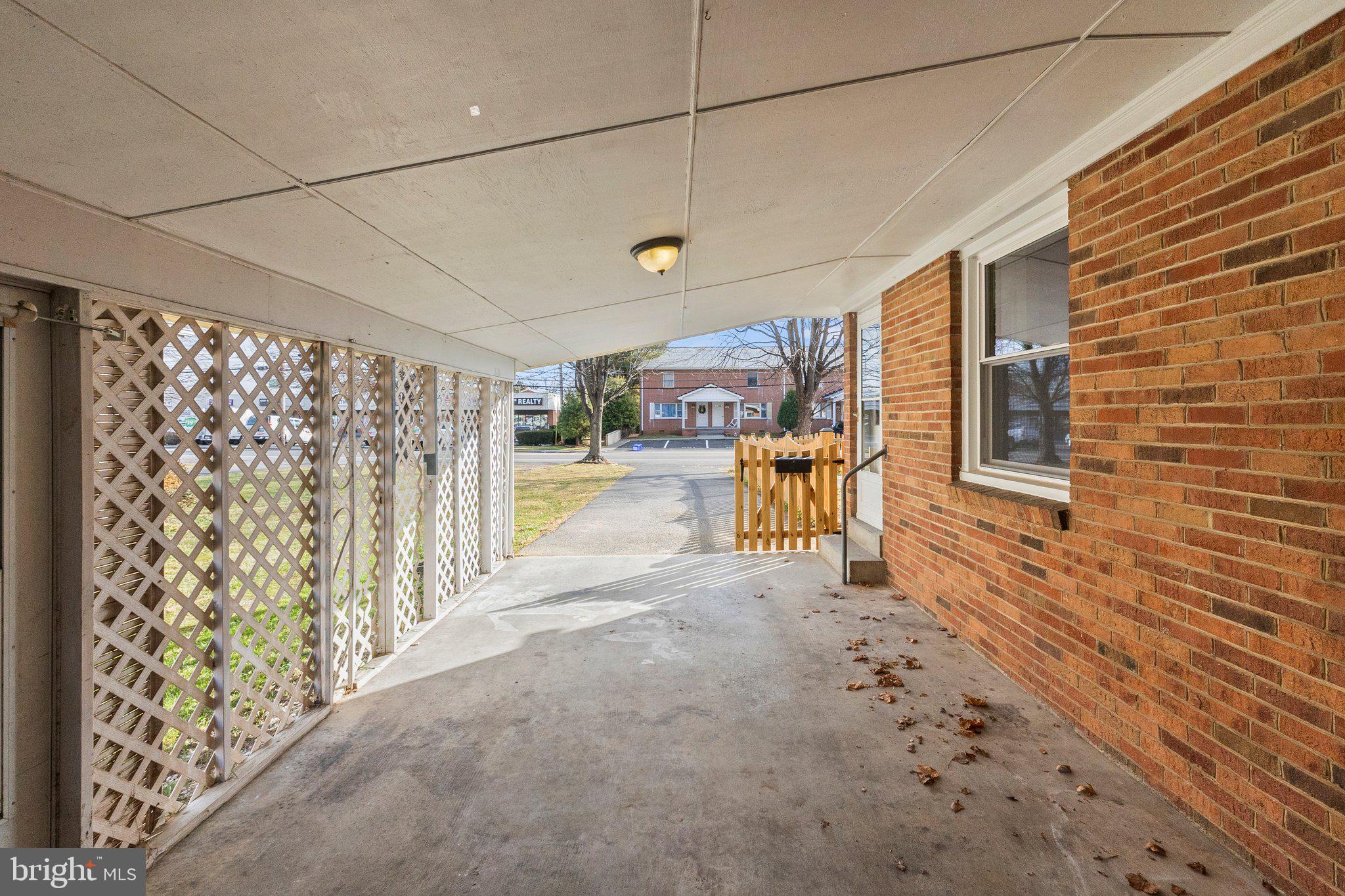 MILTON VALLEY - Residential