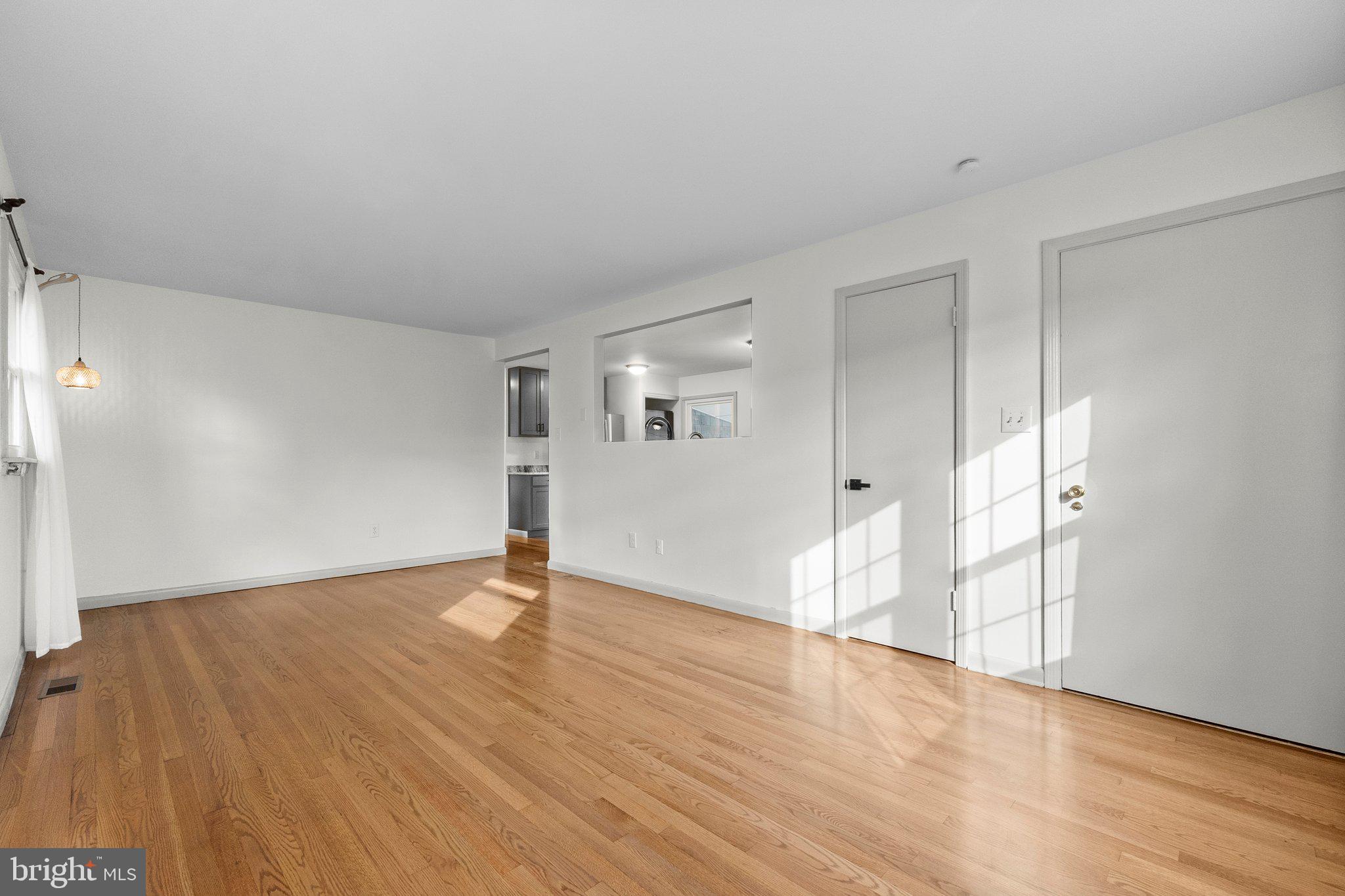 MILTON VALLEY - Residential