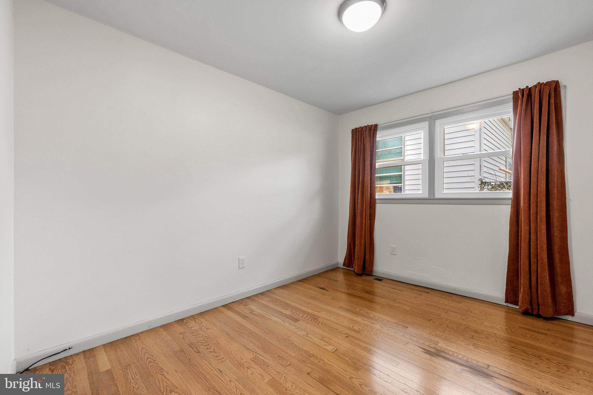 MILTON VALLEY - Residential