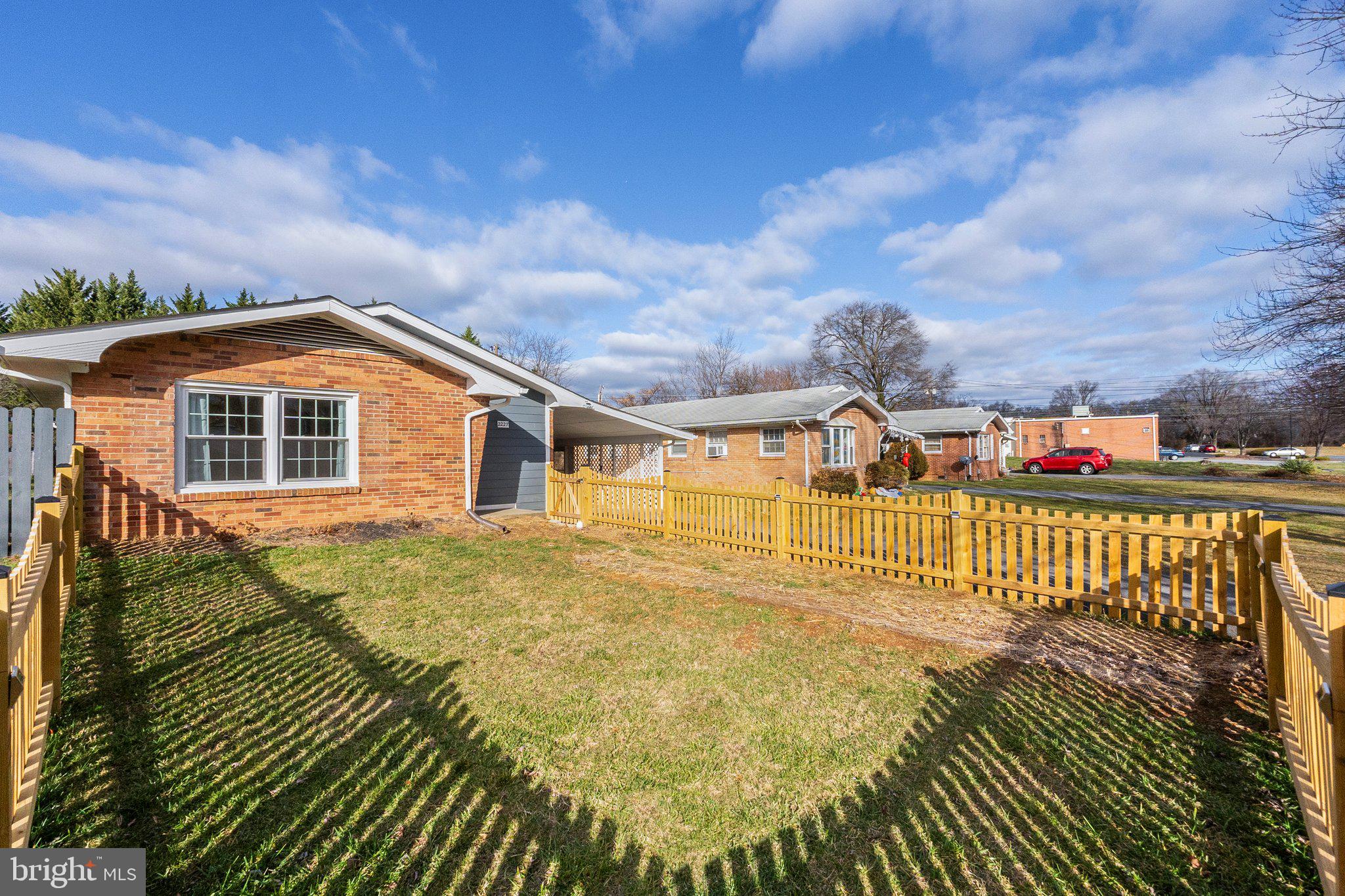 MILTON VALLEY - Residential