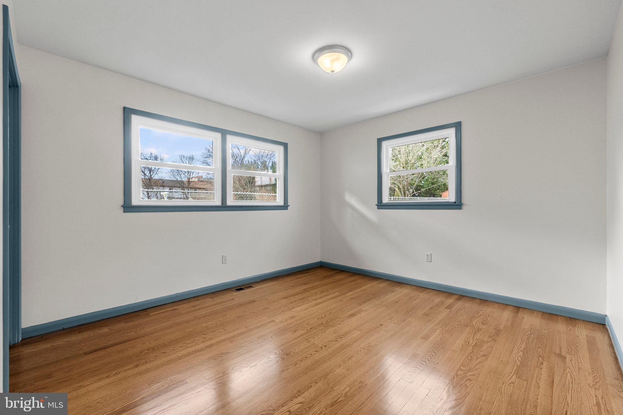 MILTON VALLEY - Residential