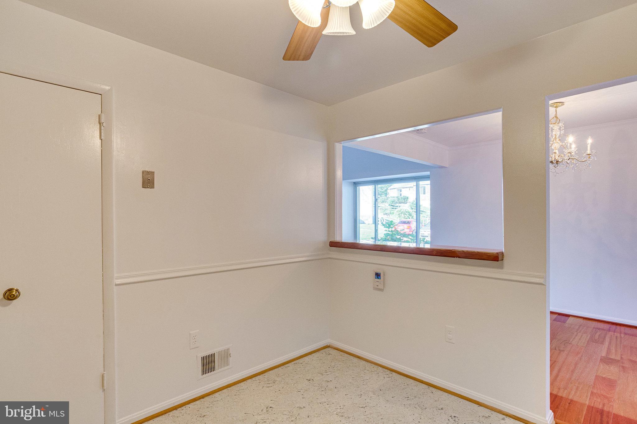 RELDA SQUARE - Residential Lease