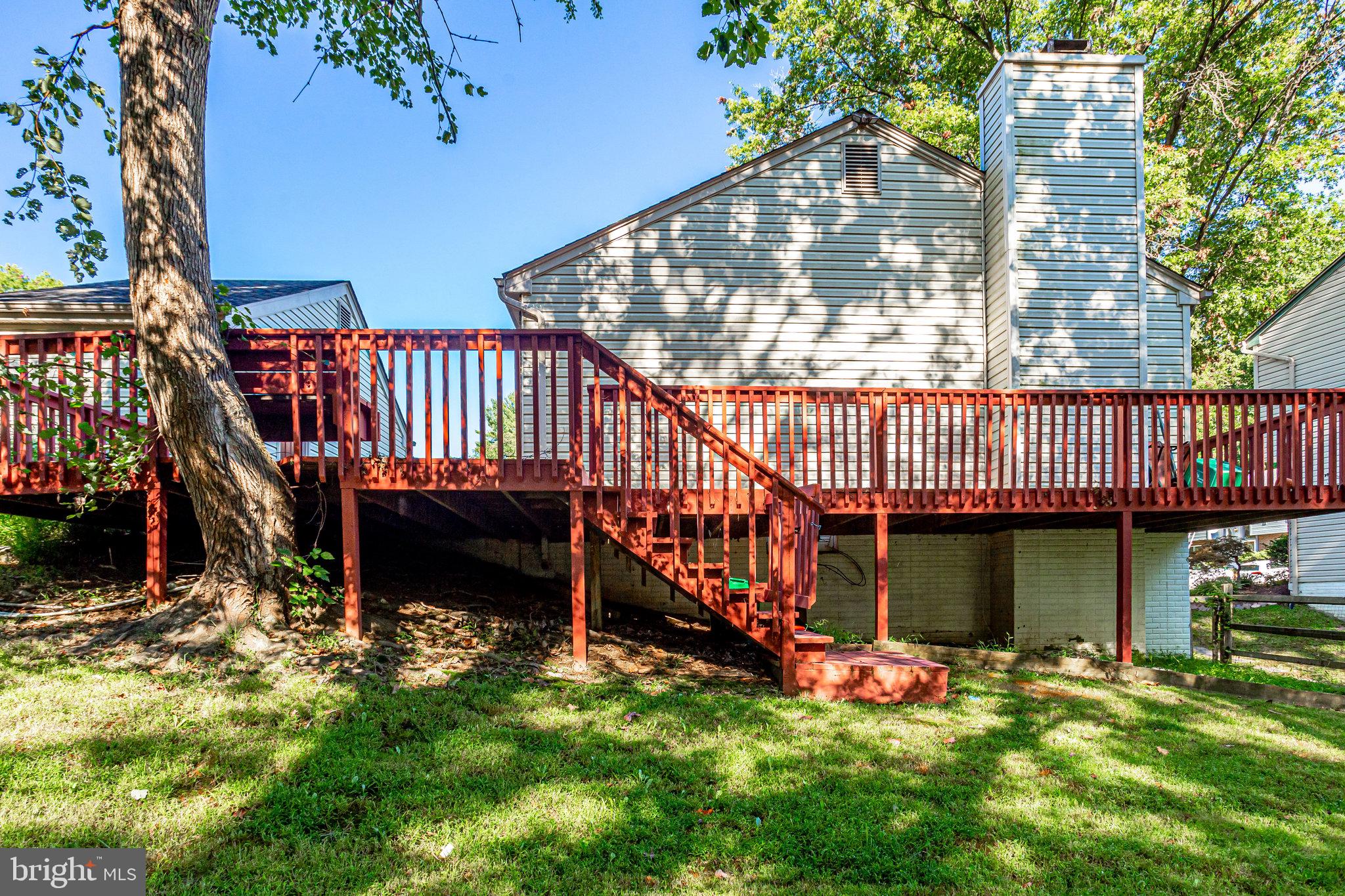 RELDA SQUARE - Residential Lease