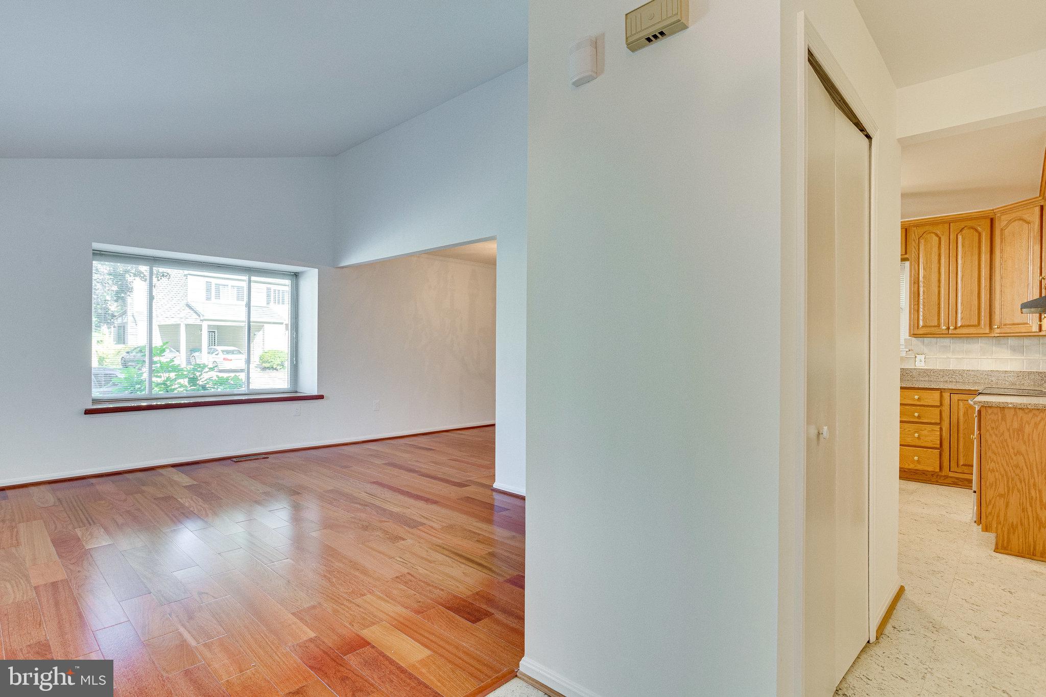 RELDA SQUARE - Residential Lease