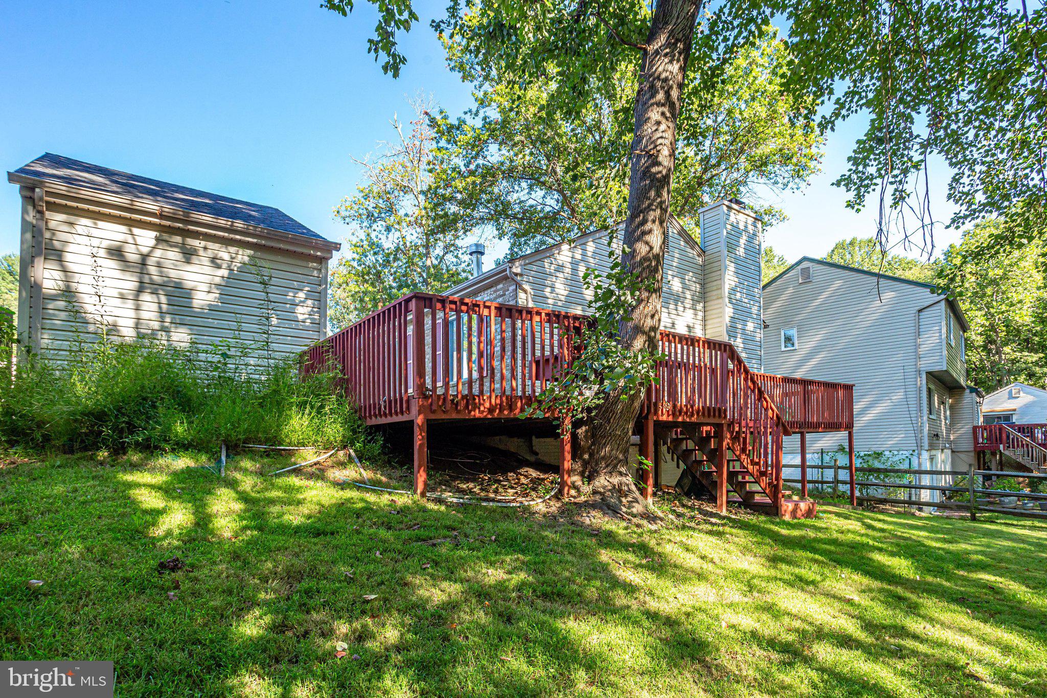 RELDA SQUARE - Residential Lease