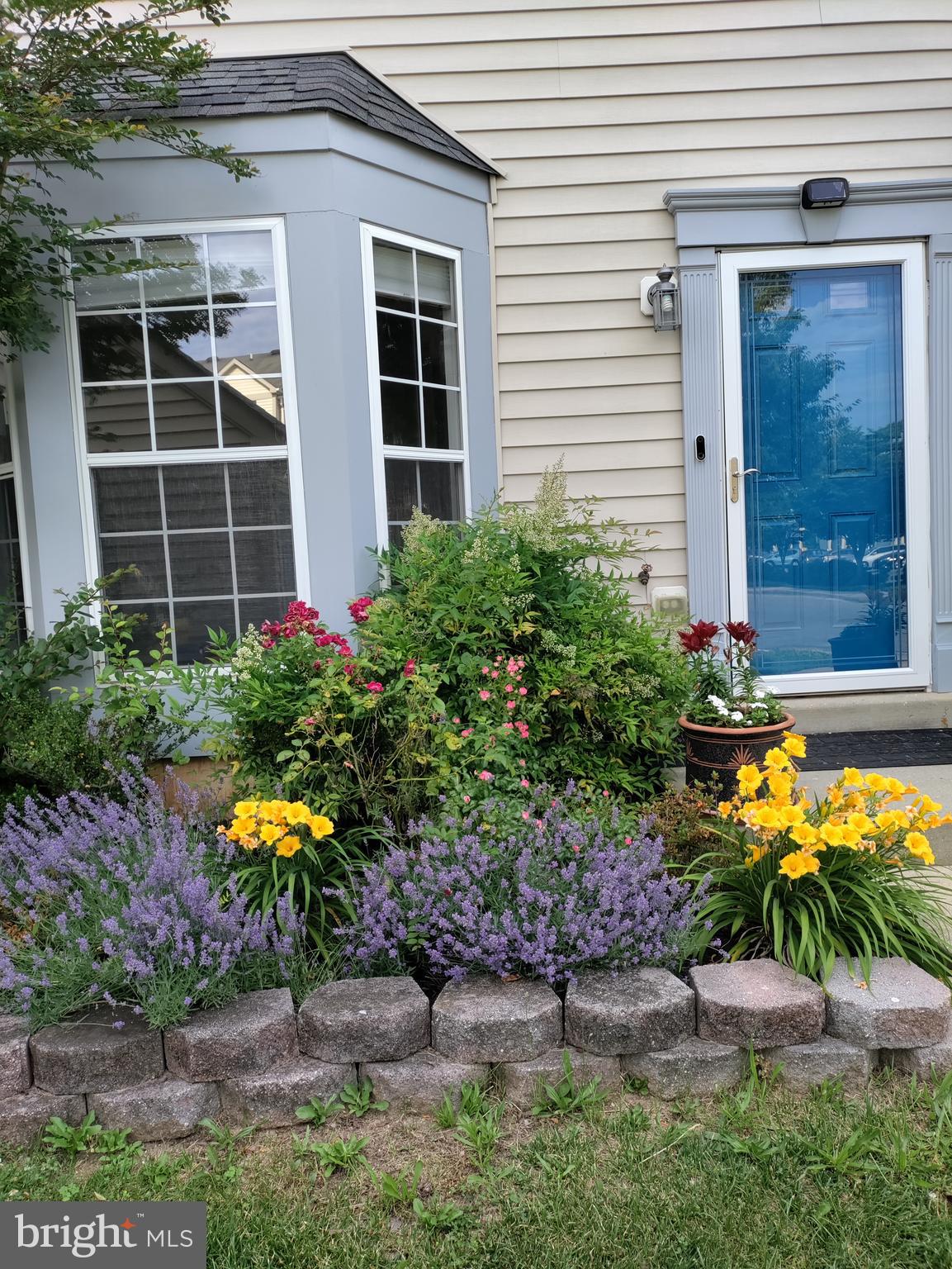 SEVEN OAKS - Residential