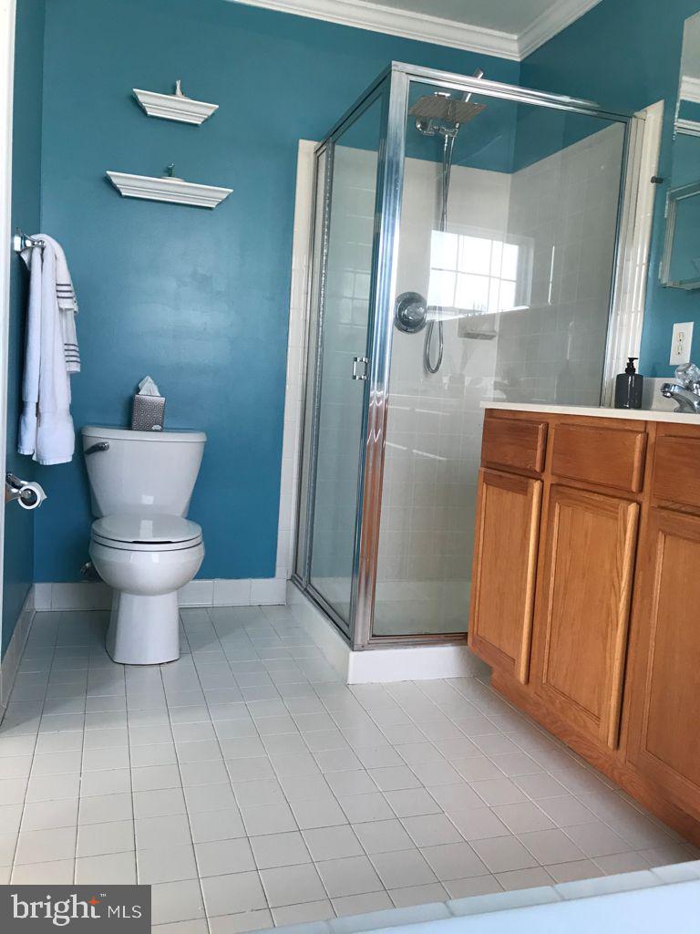 SEVEN OAKS - Residential