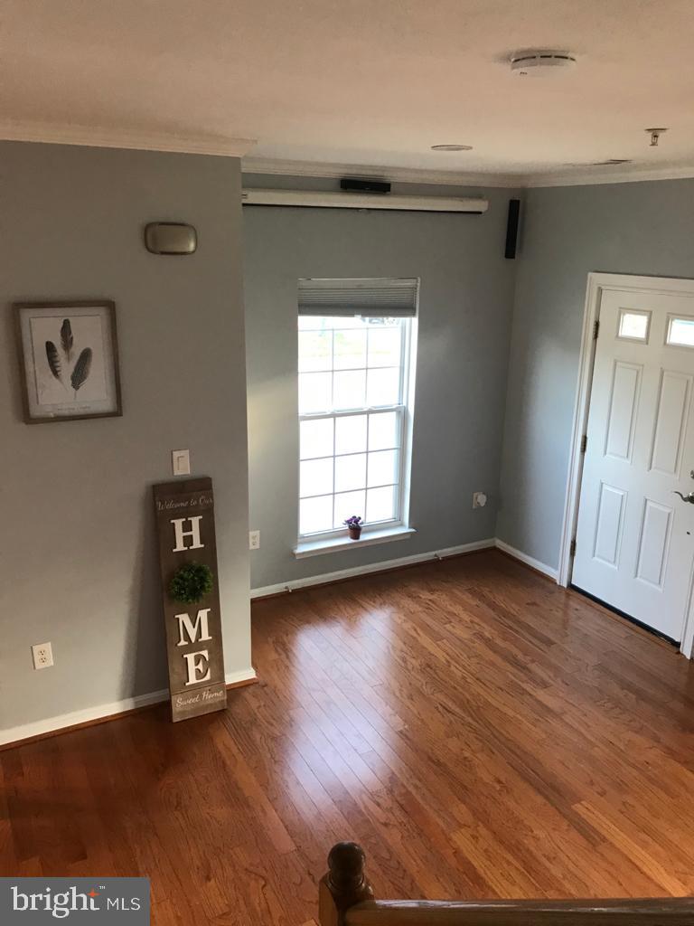 SEVEN OAKS - Residential