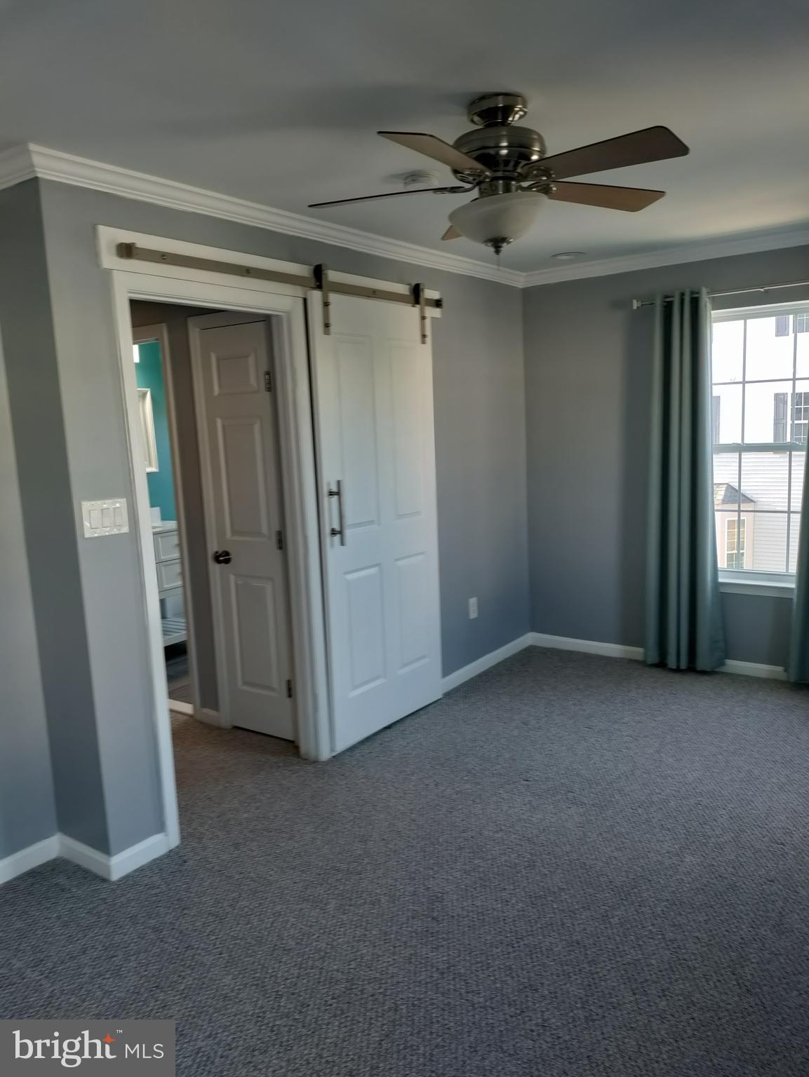 SEVEN OAKS - Residential