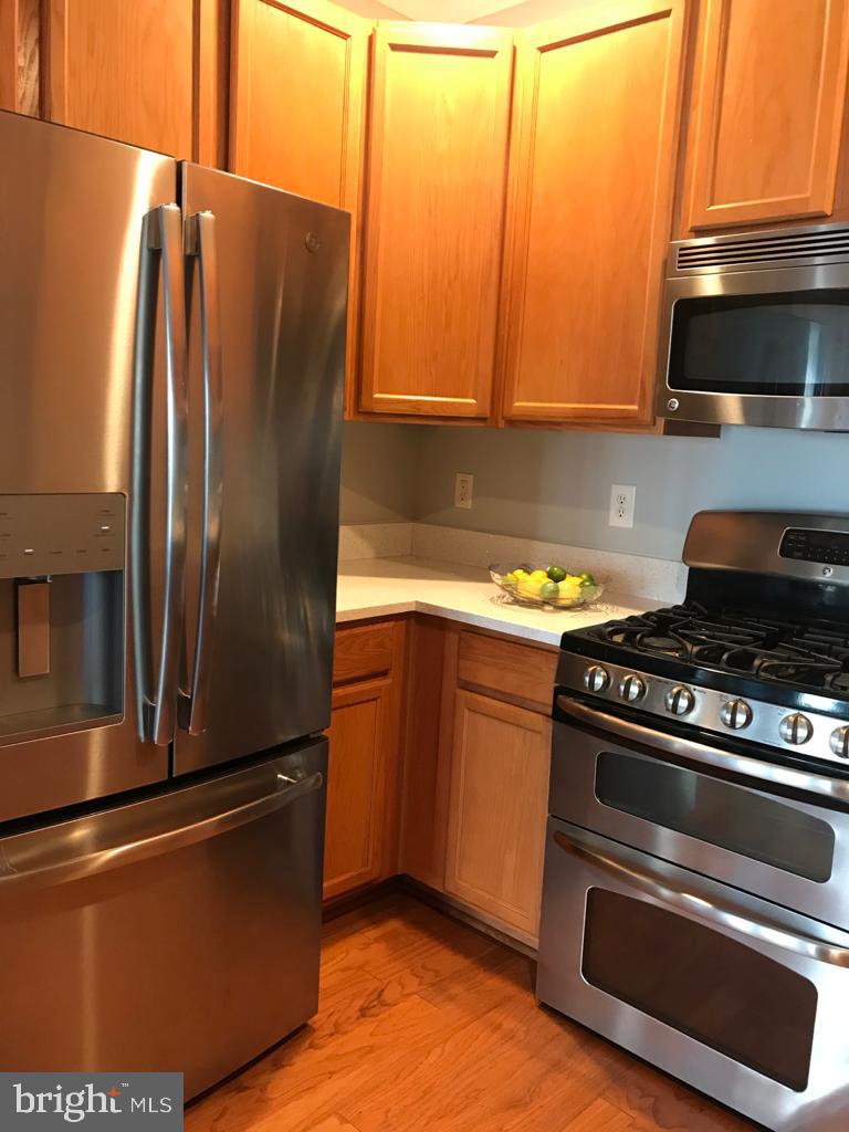 SEVEN OAKS - Residential