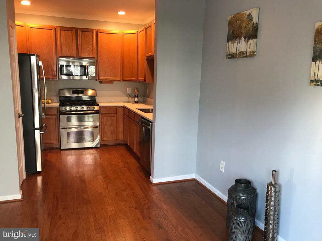 SEVEN OAKS - Residential