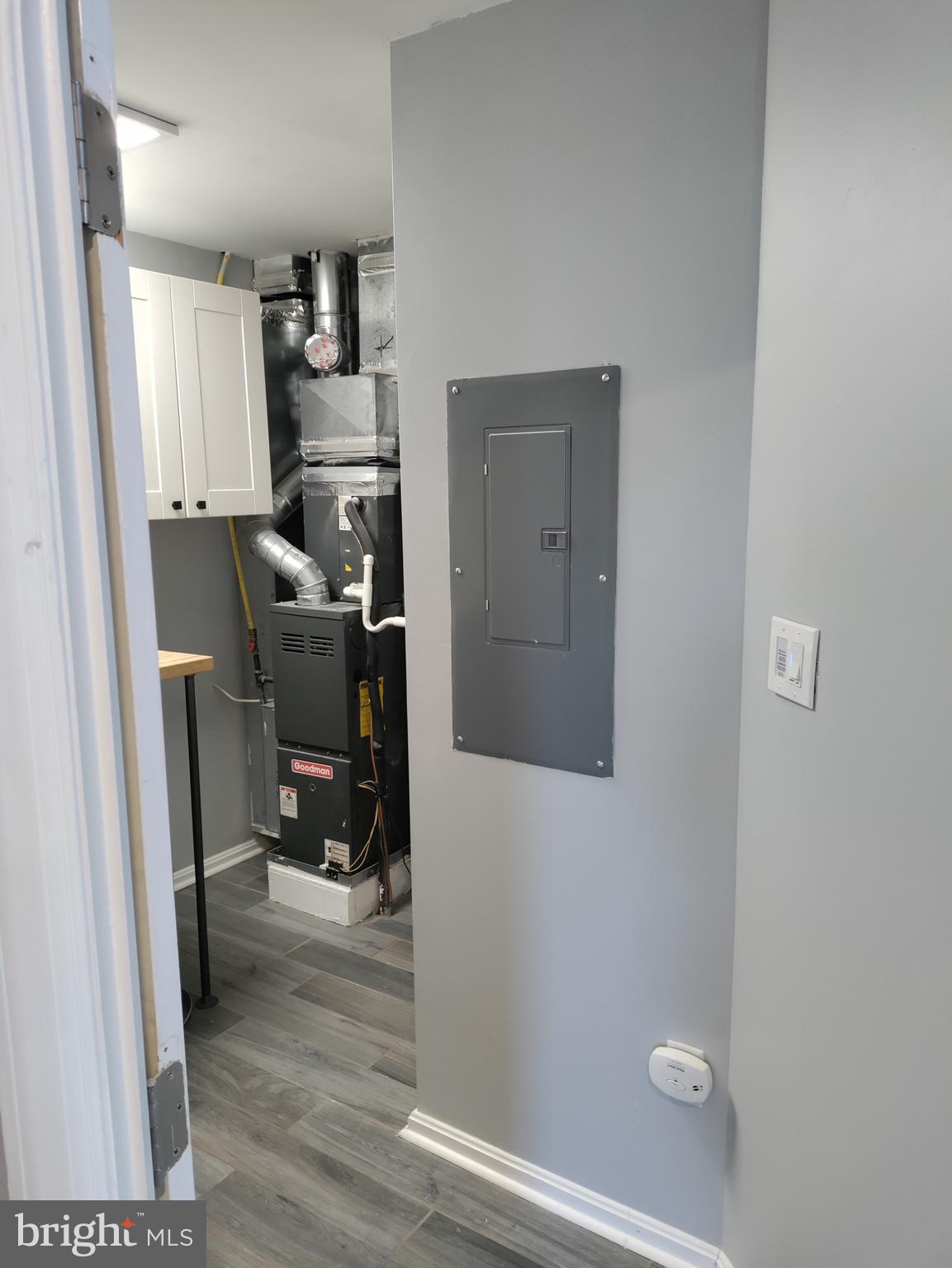 SEVEN OAKS - Residential