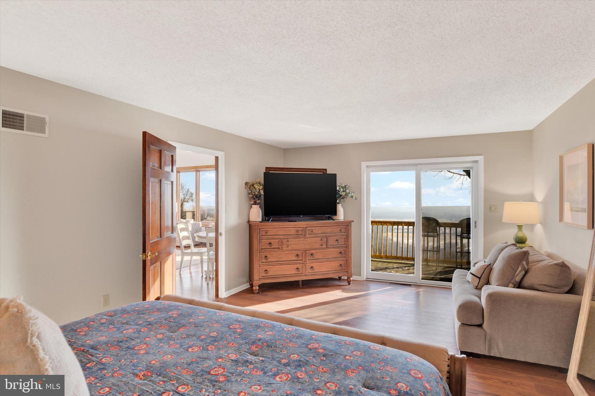 SILVER SPRING TWP - Residential