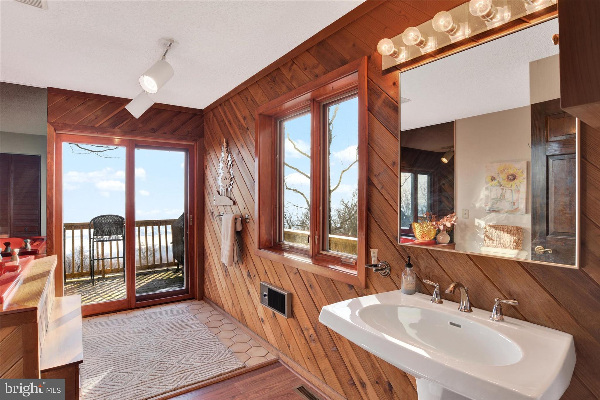 SILVER SPRING TWP - Residential