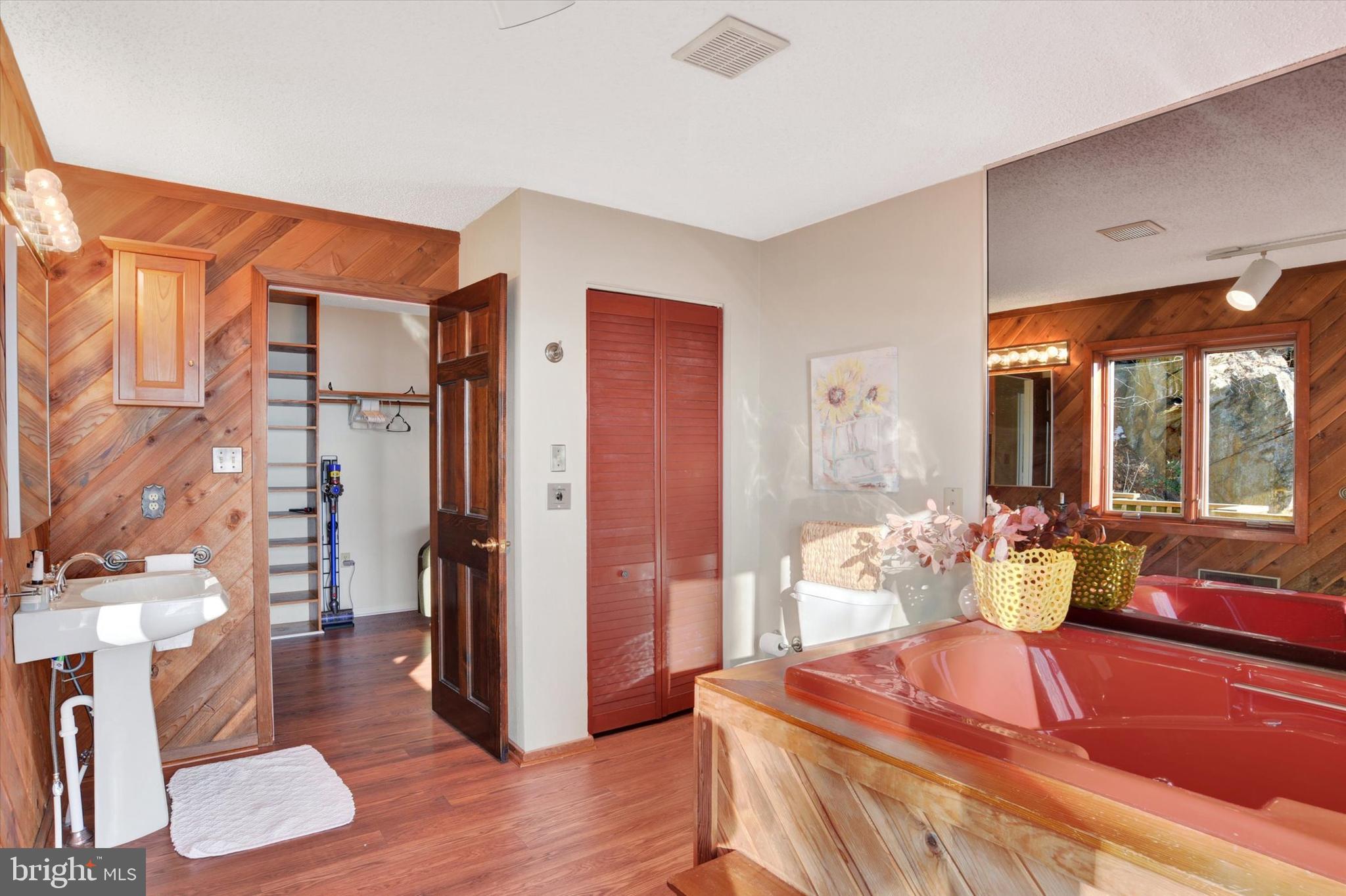 SILVER SPRING TWP - Residential