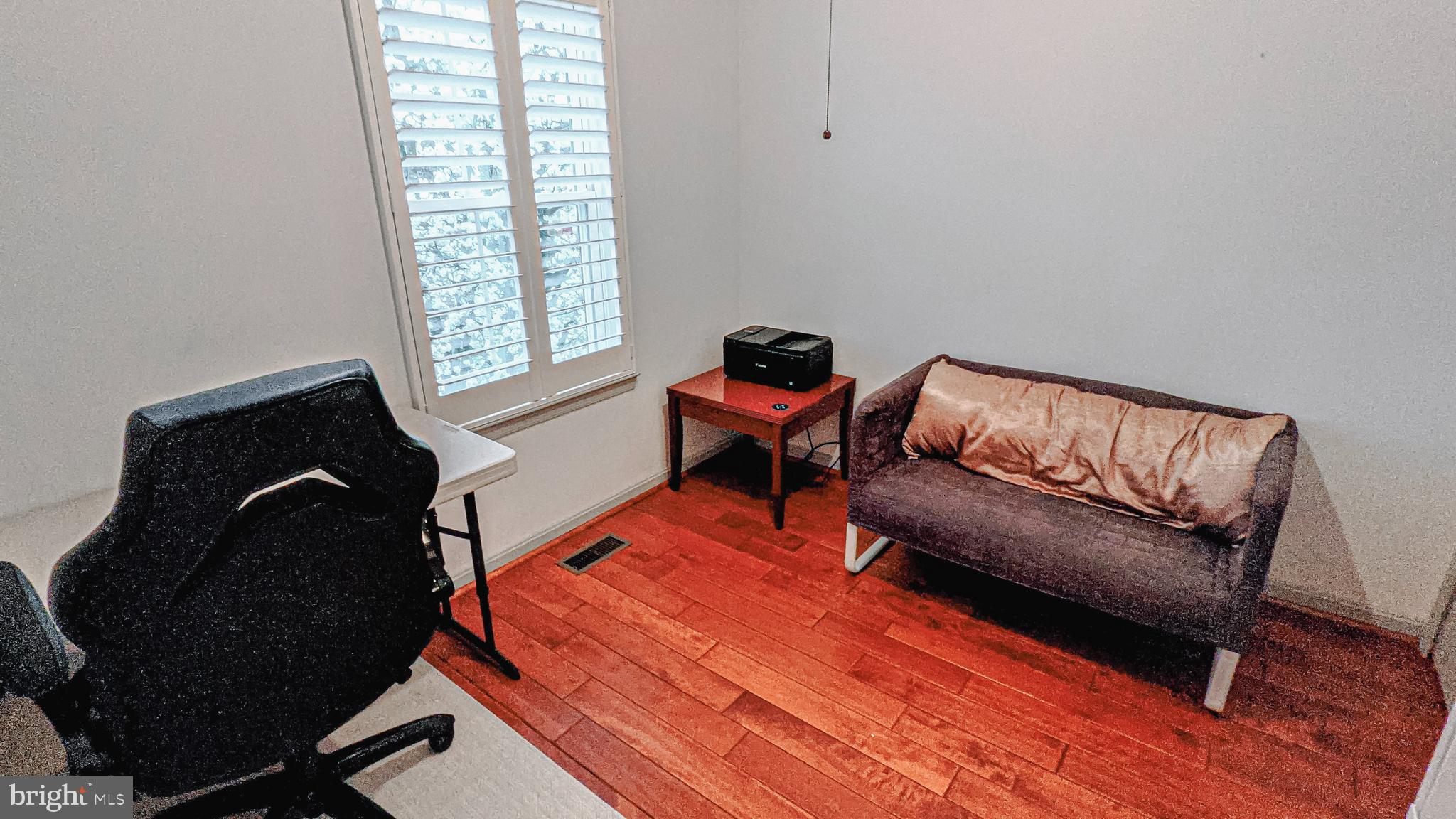 KINGSTOWNE - Residential Lease