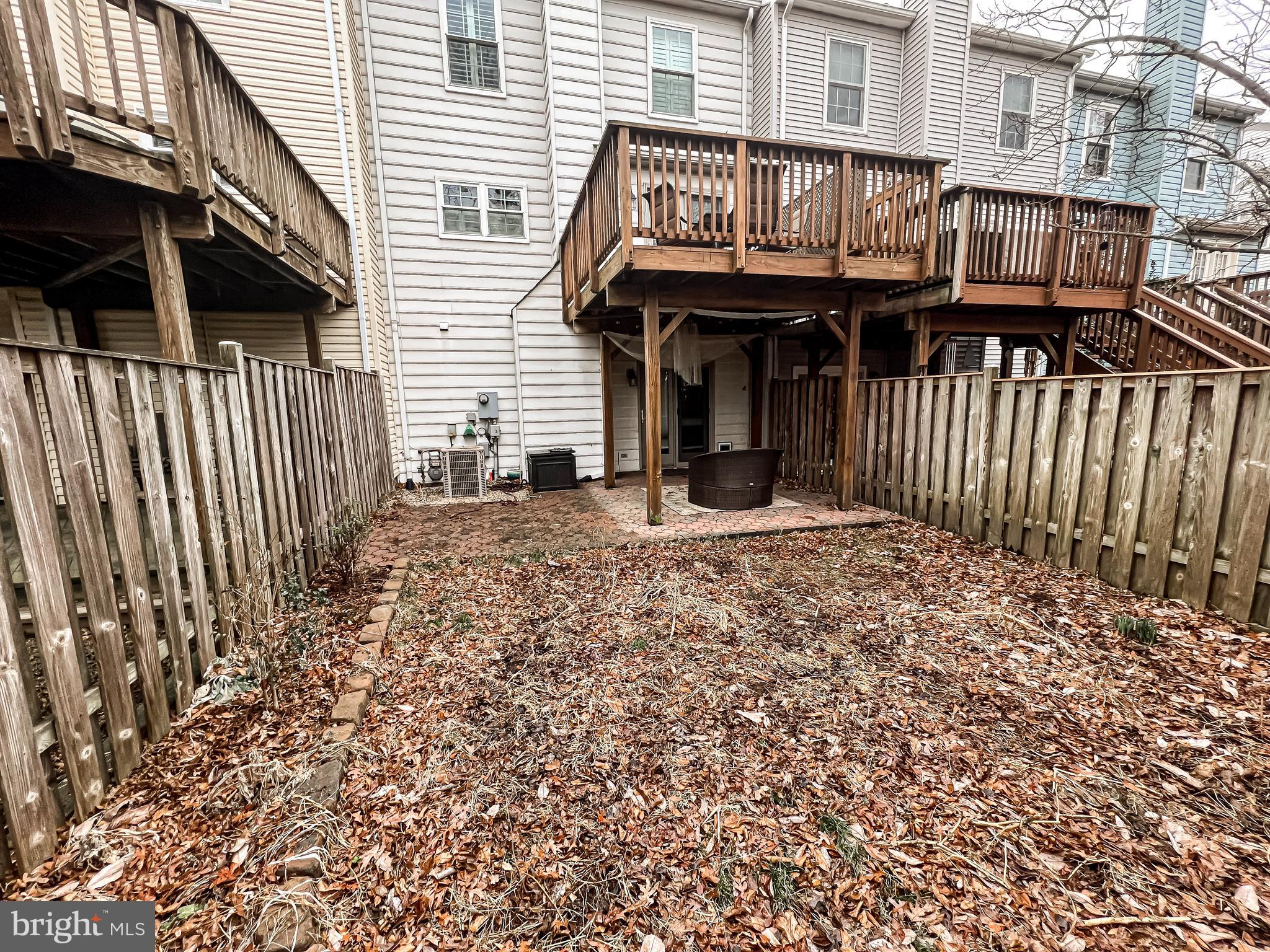 KINGSTOWNE - Residential Lease