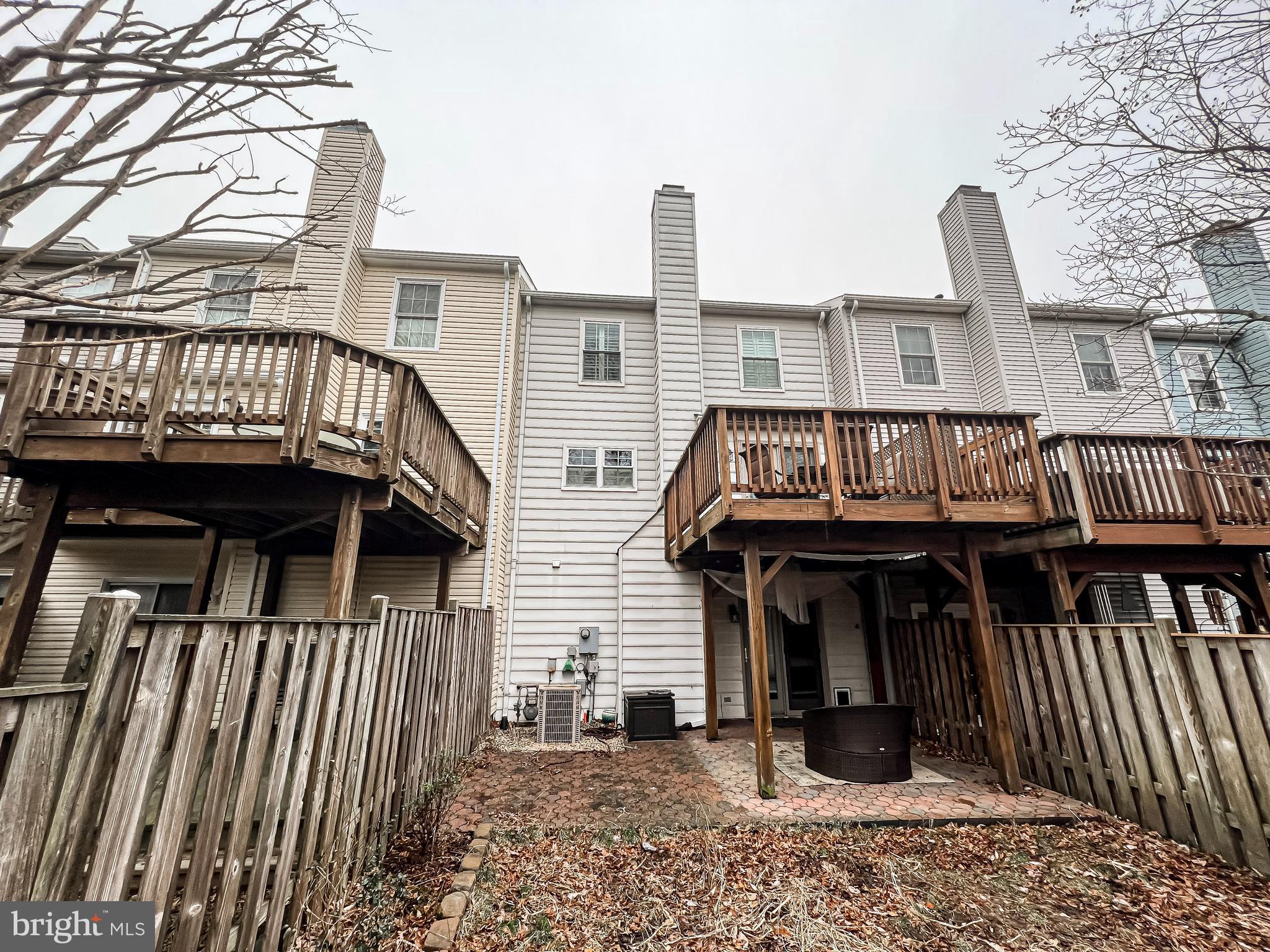 KINGSTOWNE - Residential Lease