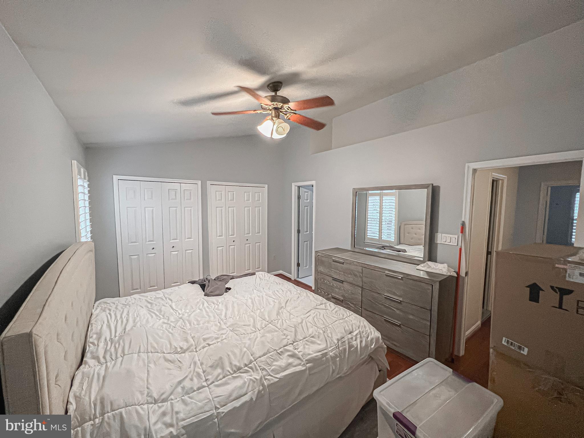 KINGSTOWNE - Residential Lease