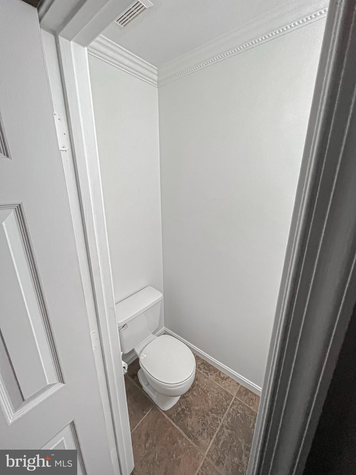 KINGSTOWNE - Residential Lease