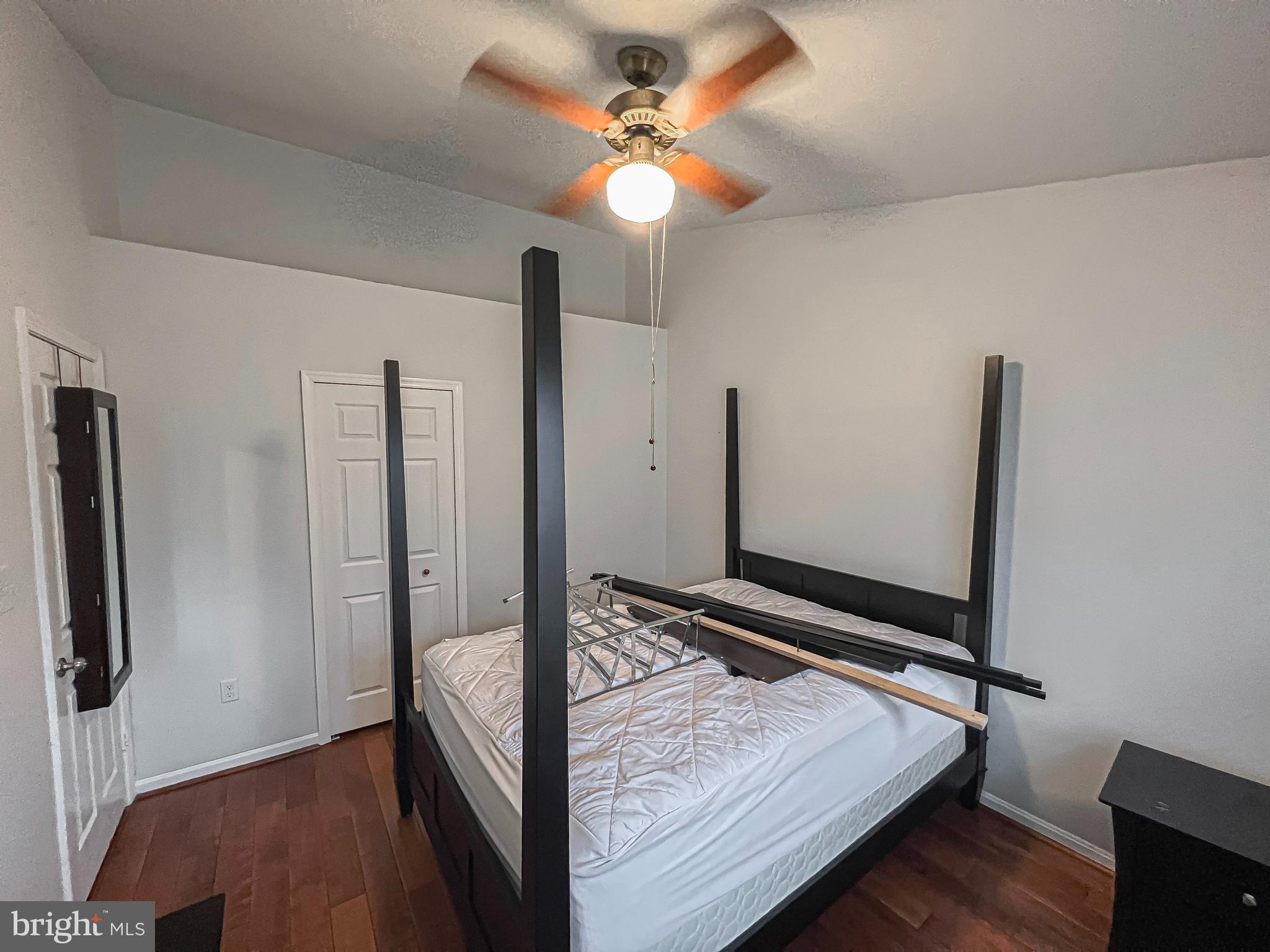 KINGSTOWNE - Residential Lease