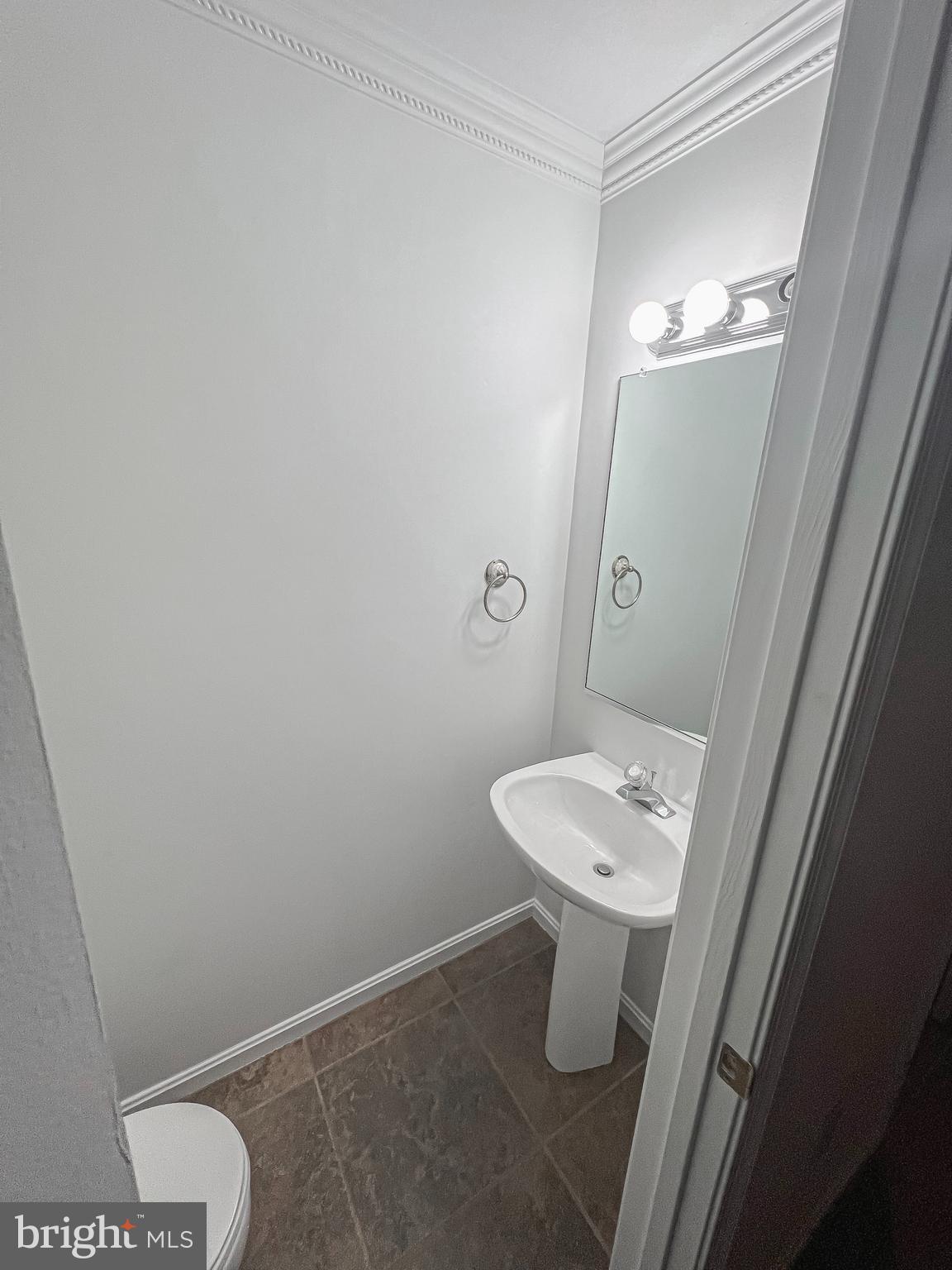 KINGSTOWNE - Residential Lease