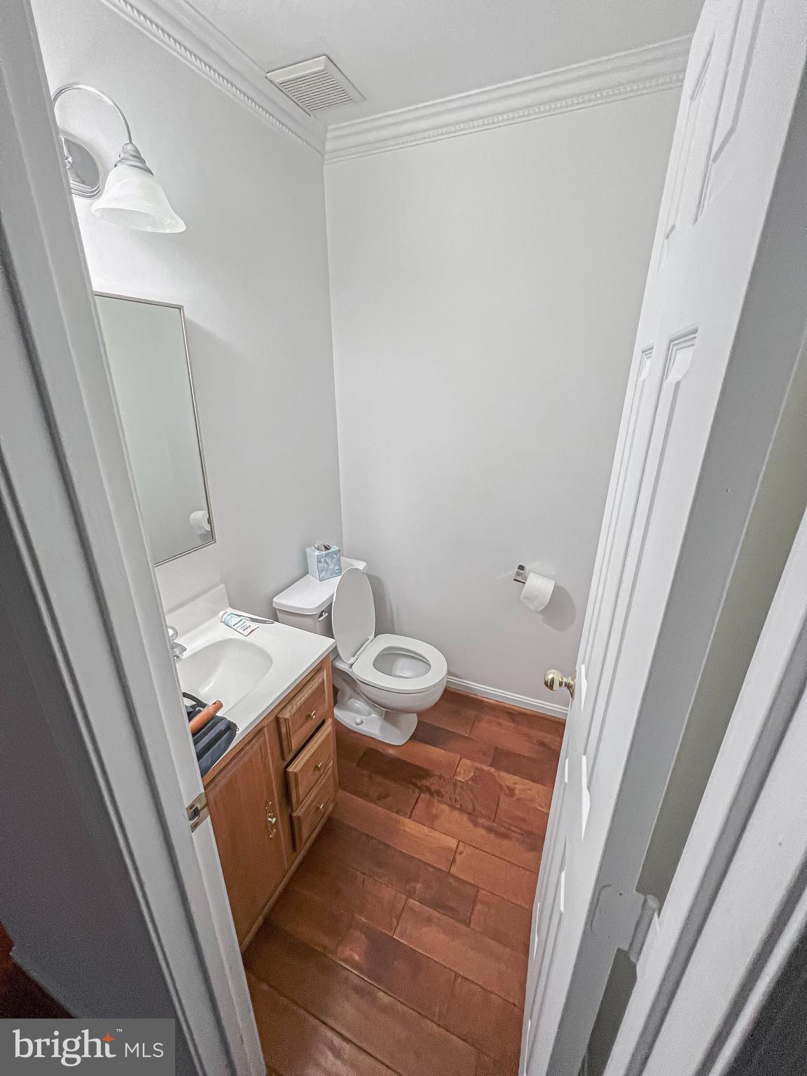 KINGSTOWNE - Residential Lease