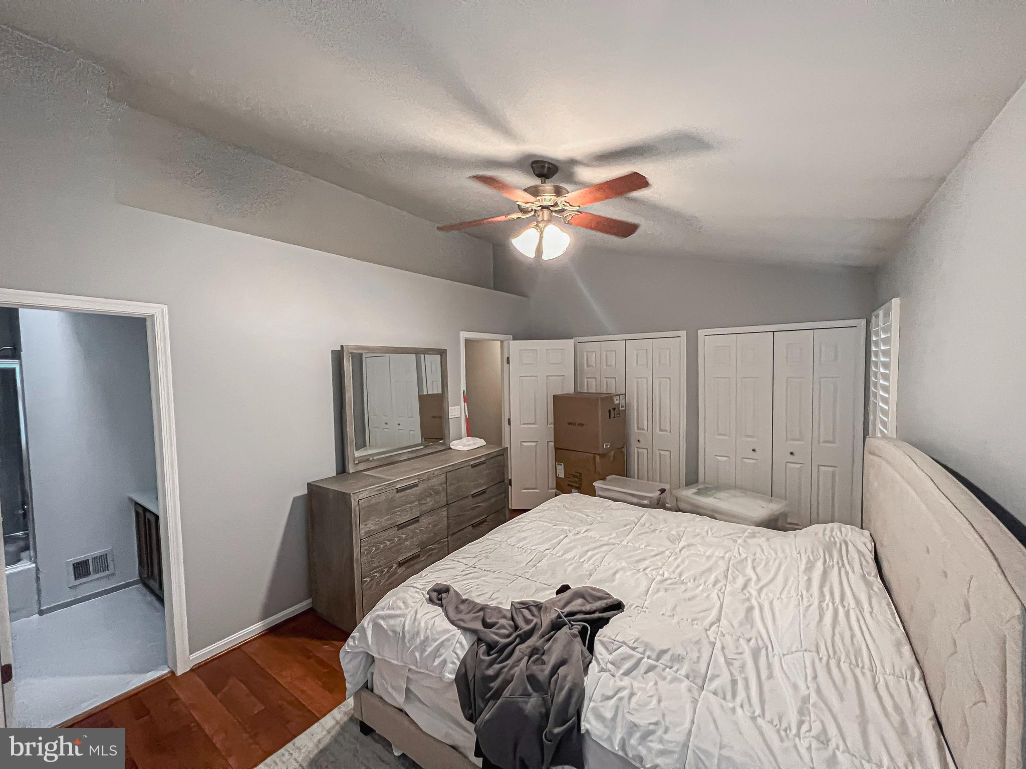 KINGSTOWNE - Residential Lease