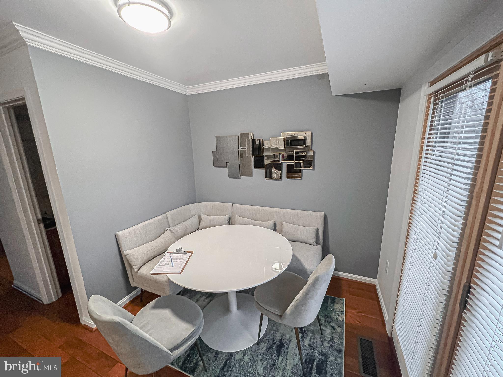 KINGSTOWNE - Residential Lease