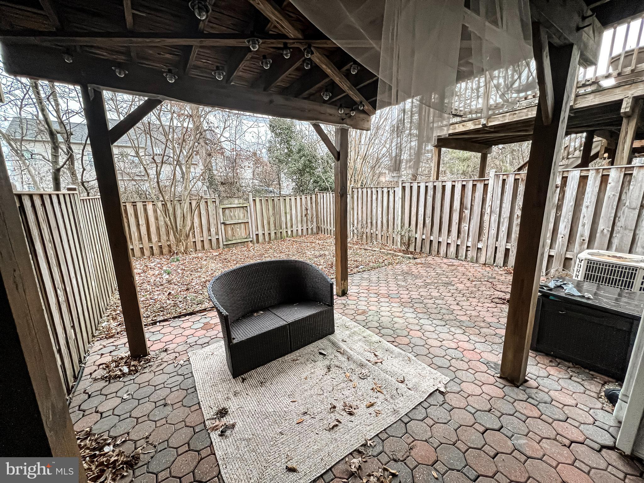 KINGSTOWNE - Residential Lease