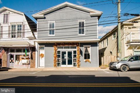 Photo of 140 N North Main Street, BROADWAY, VA 22815 (MLS # VARO2002732)