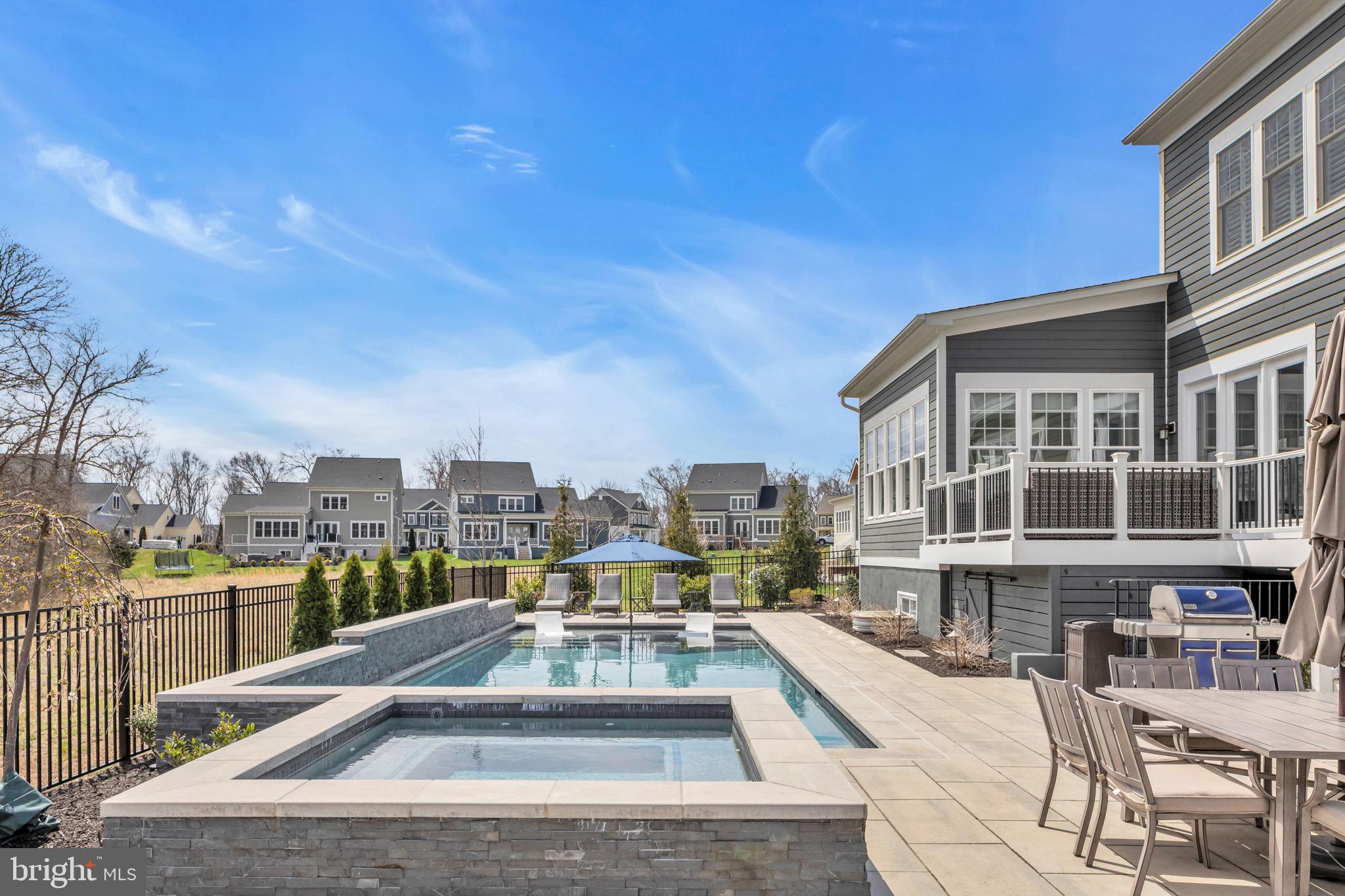 GREENS AT WILLOWSFORD - Residential