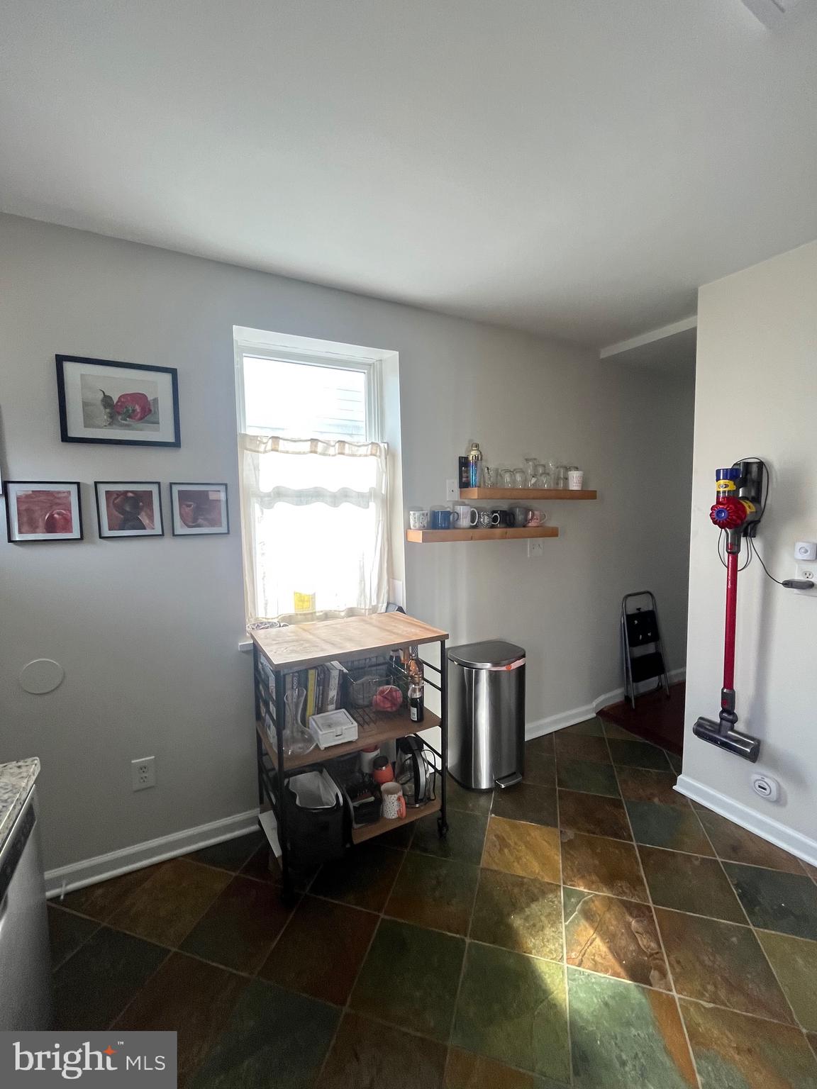 LOCUST POINT - Residential Lease