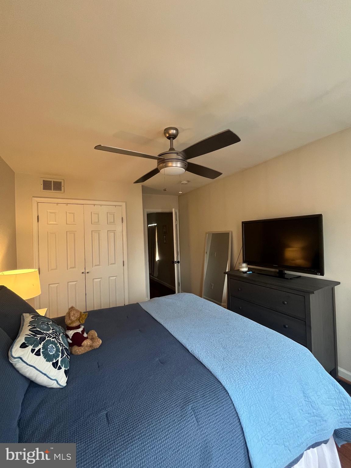 LOCUST POINT - Residential Lease