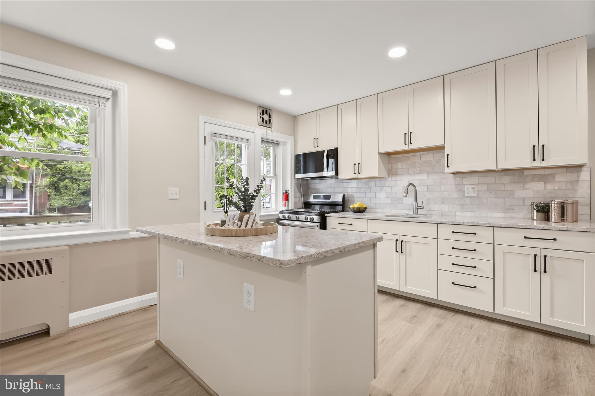 SHADY NOOK - Residential