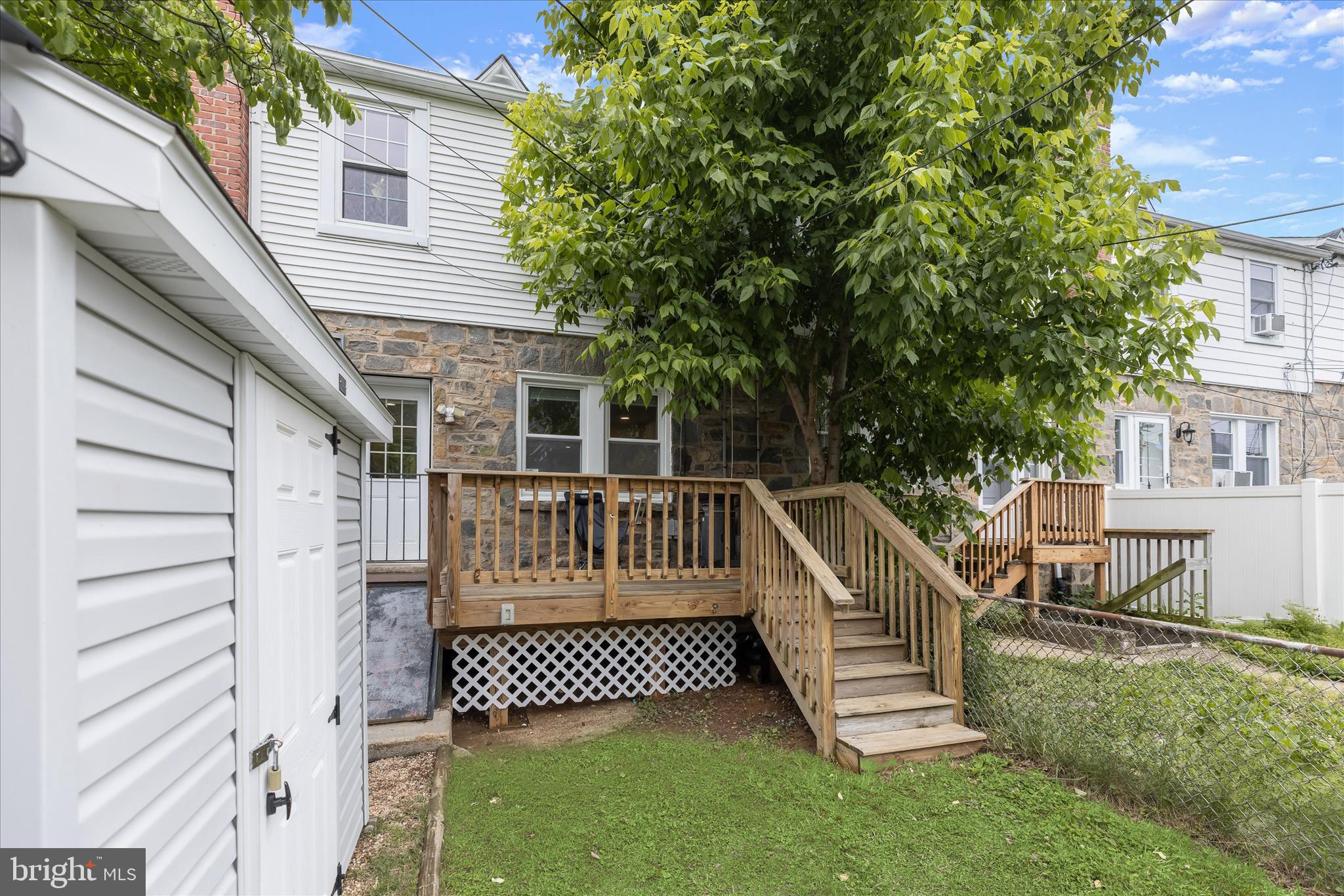 SHADY NOOK - Residential