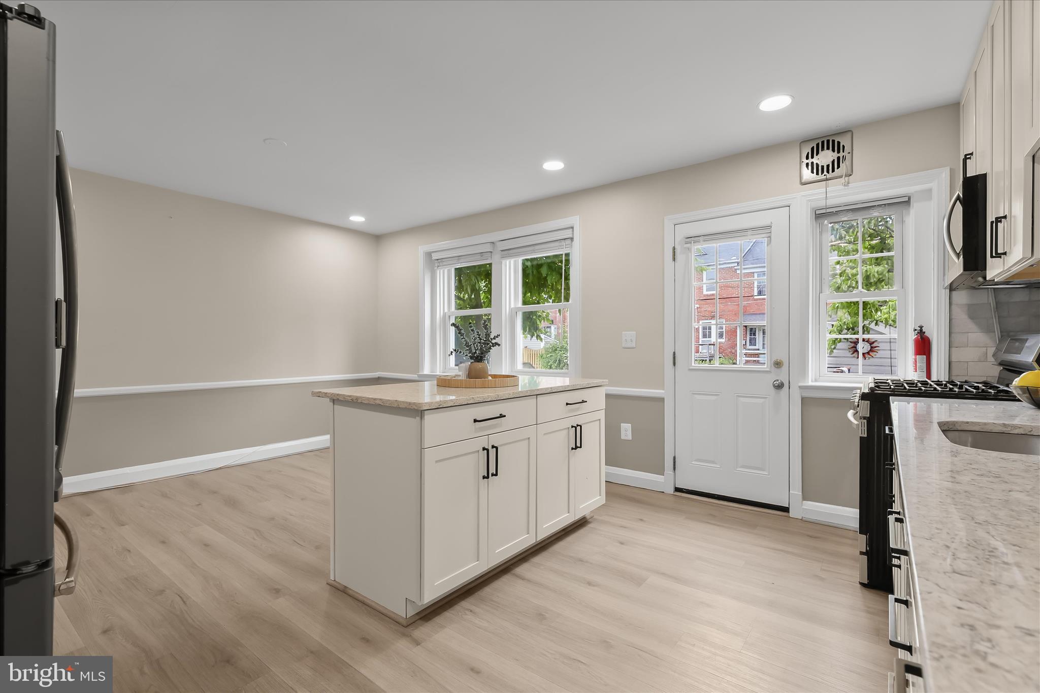 SHADY NOOK - Residential